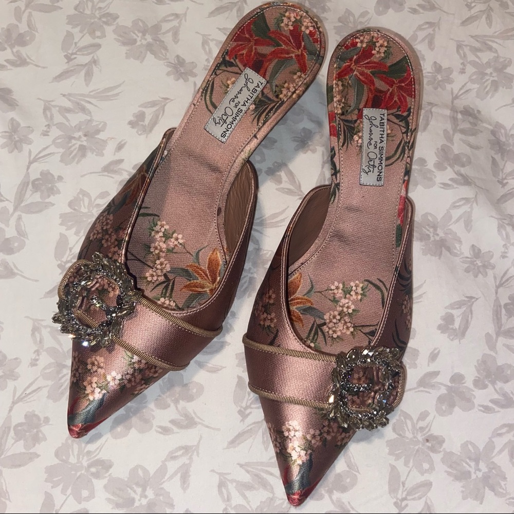 Tabitha Simmons kitten heels size 40